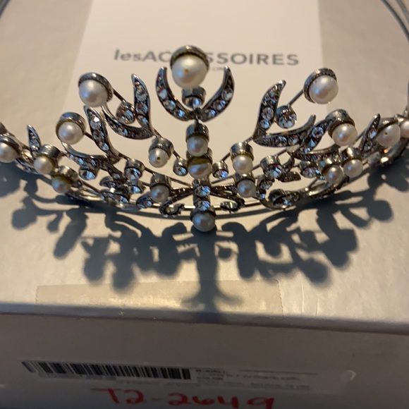 Pronovias bride head piece